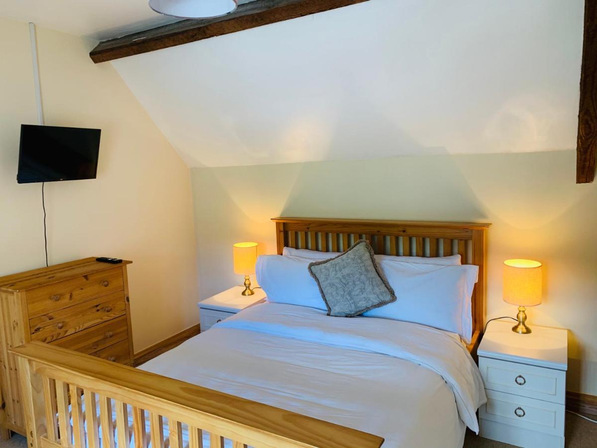 The Granary Villa Abergavenny Exterior photo