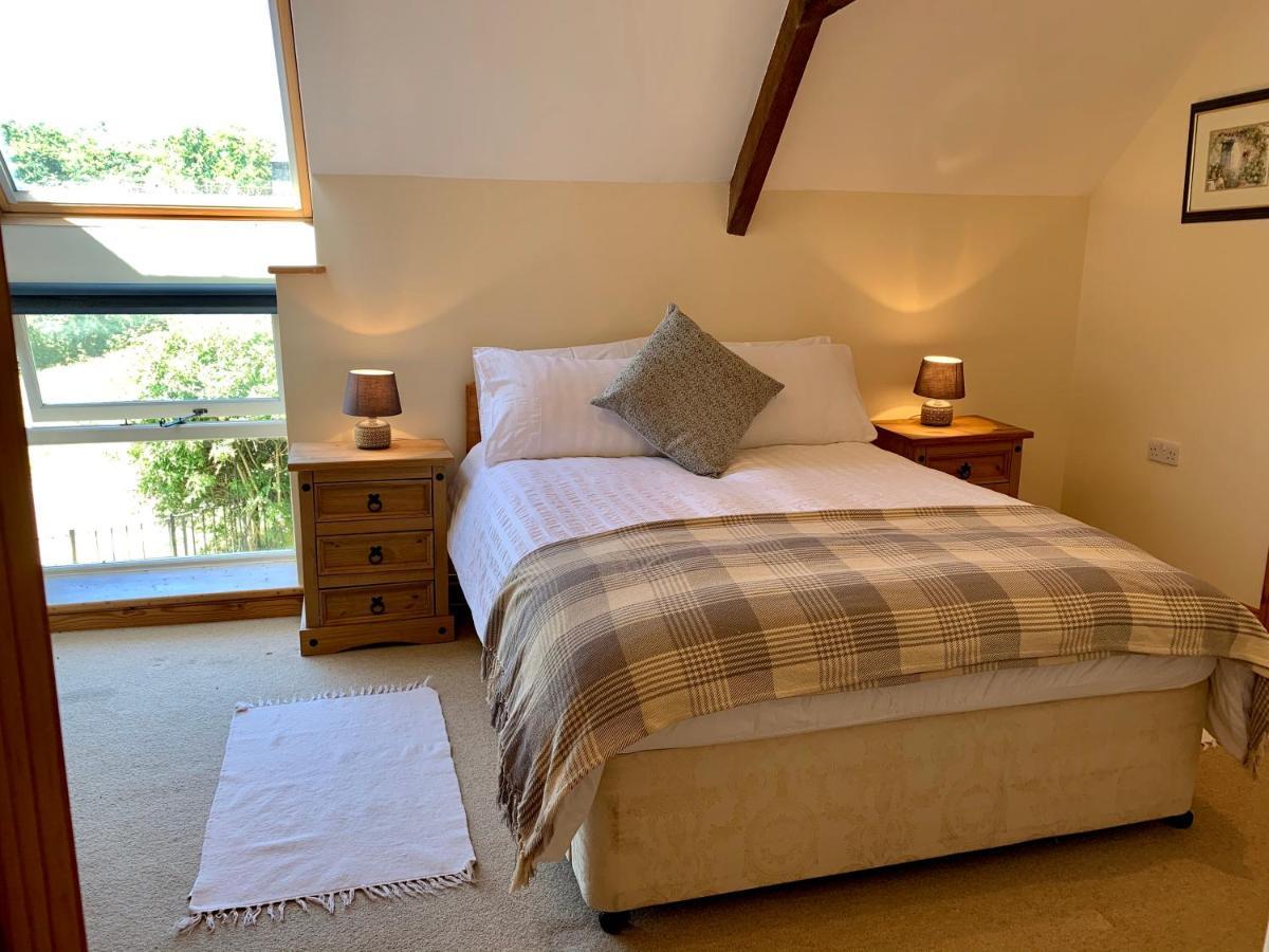 The Granary Villa Abergavenny Exterior photo